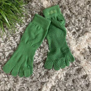 Toe Toesox Green Grippy/Slip Free Yoga Socks (S)